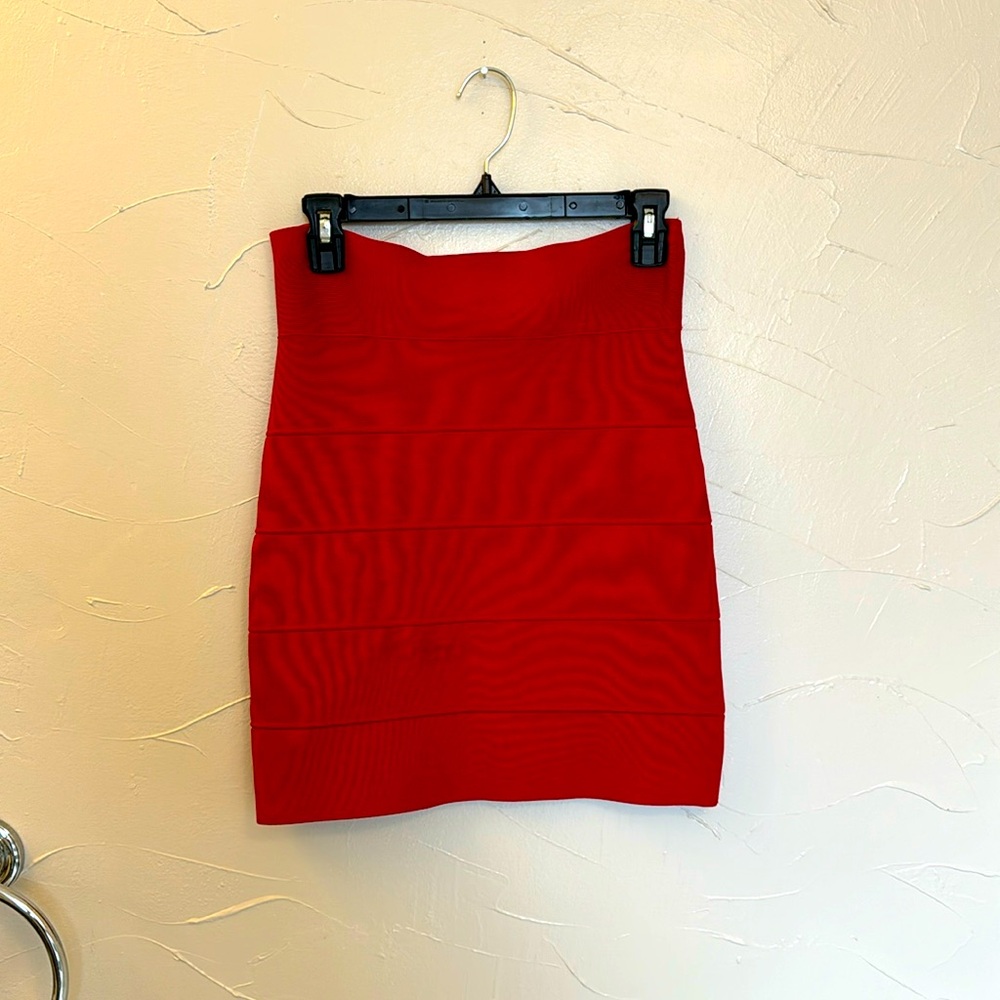 BCBG pencil skirt vintage Y2K style